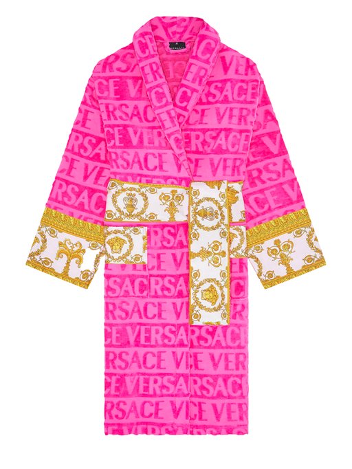 01.23.23_ValentinesDay_Versace_720x960