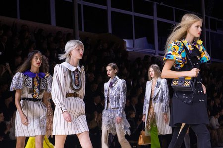 LOUIS VUITTON SPRING SUMMER 2020 WOMEN'S COLLECTION DETAILS