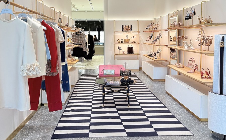 1200x600_Valentino_01