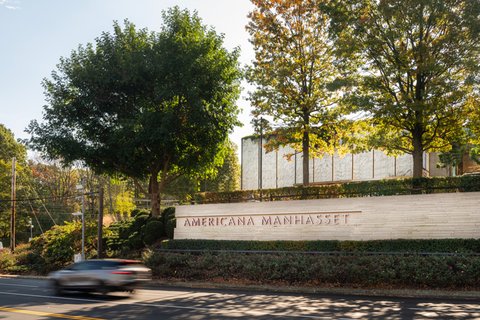 720x480_AM_Americana-Manhasset-Sign_AM_2023PB36_8771