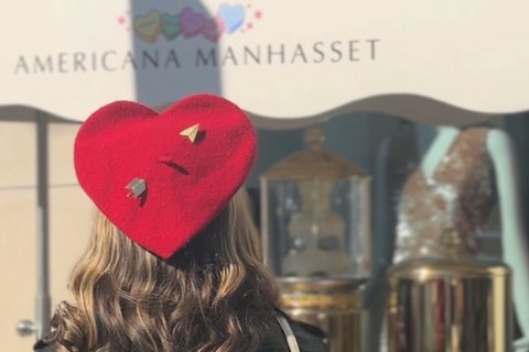 720x480_Valentines-Cart_HeartHat