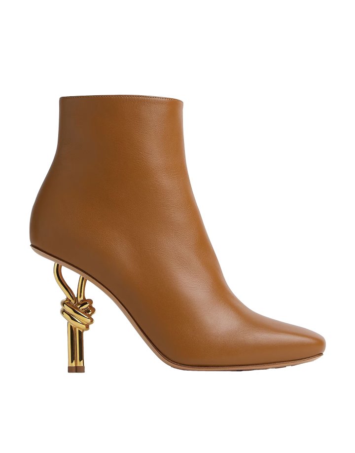 720x960_BottegaVeneta_FunkyFallBoots2025_unnamed-13