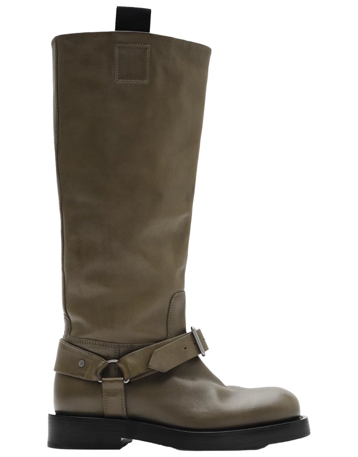 720x960_Burberry_FunkyFallBoots2025_unnamed-24