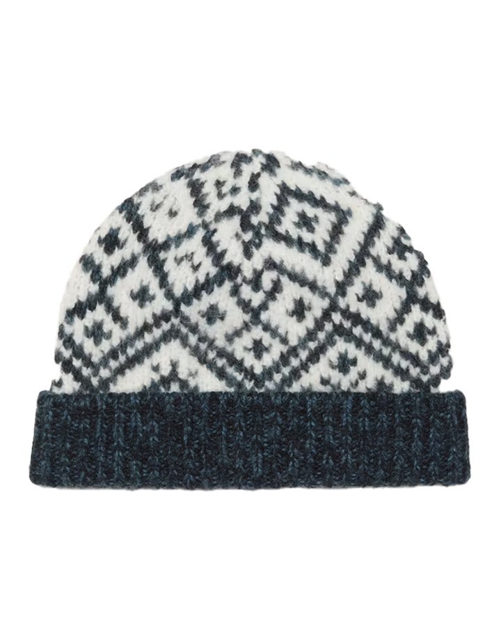 720x960_LoroPiana_HolidayStyle2025_image---2025-12-01T201126.457