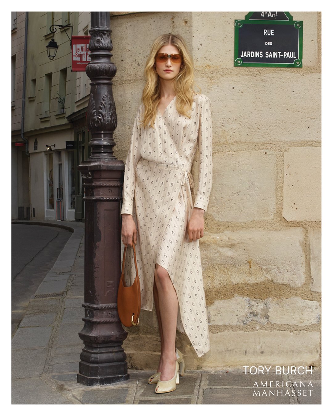 AM_F25_72dpiCMS_ToryBurch.max-1600x1600.jpg