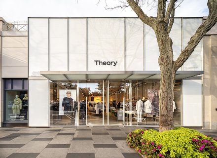 AM_Theory_storefront_AM_2023PB36_8964