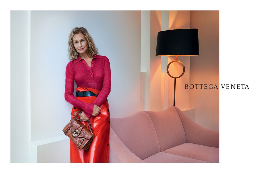 Bottega Veneta celebrates its 'Knot' clutch bag