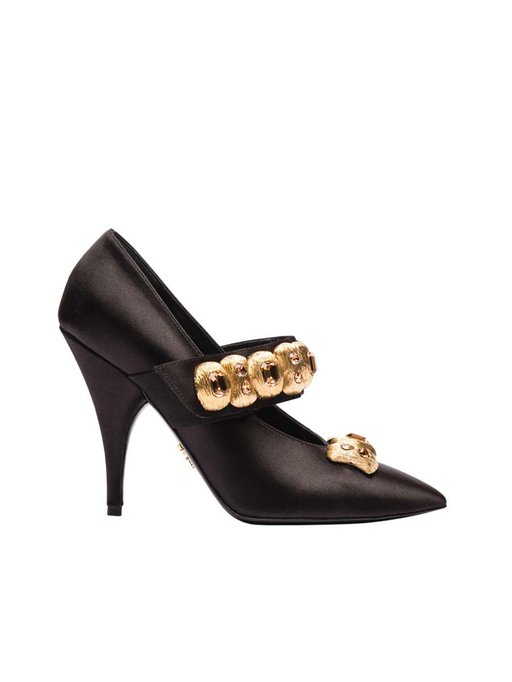 Bonsoir_Prada_BlackShoe_720x960.jpg