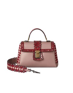 TrendingNow_ValentinesDayHer_BottegaVeneta_2019