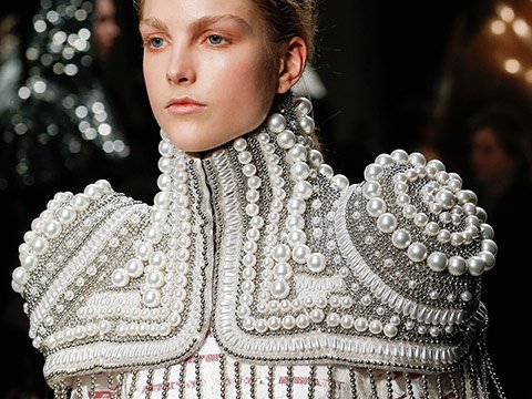 burberry_spring2017_runway_009.jpg