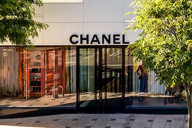 Chanel_375x250.jpg