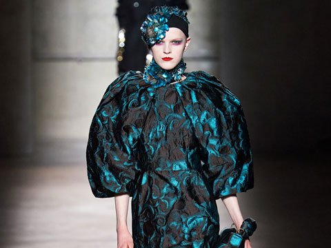 driesvannoten_fall2020_mainpage.jpg