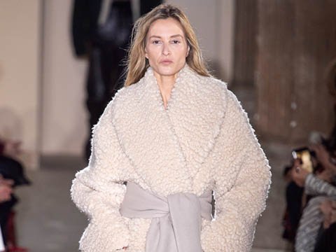 ferragamo_fall2019_mainpage.jpg