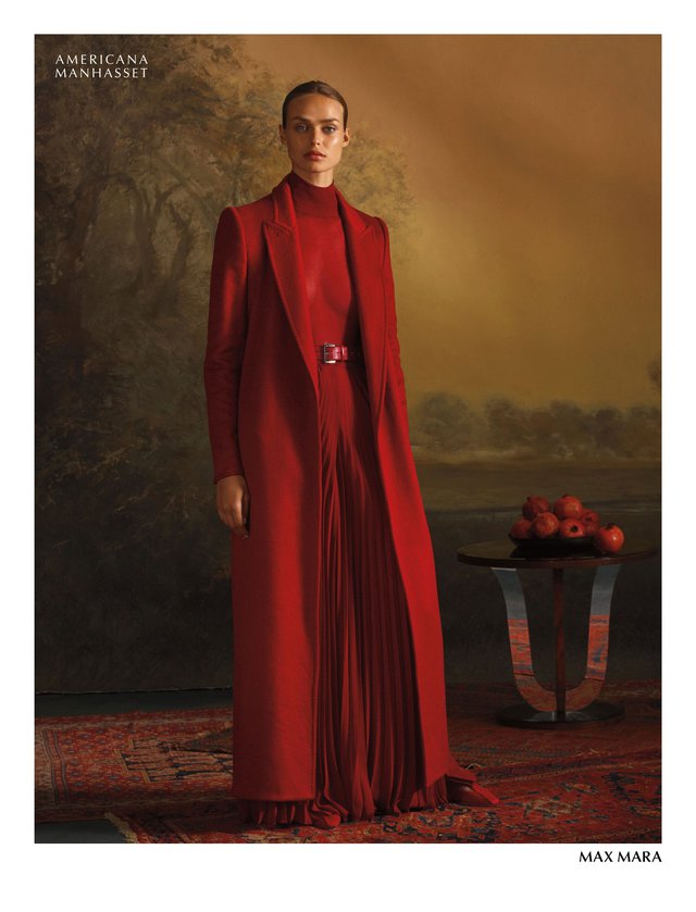 Holiday2019_MaxMara_72dpi-min_BirgitKos.jpg