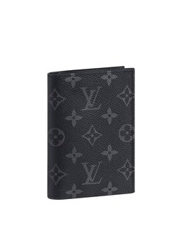 TrendingNow_LouisVuitton_Grads_2018