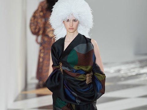 loewe_fall2020_mainpage.jpg