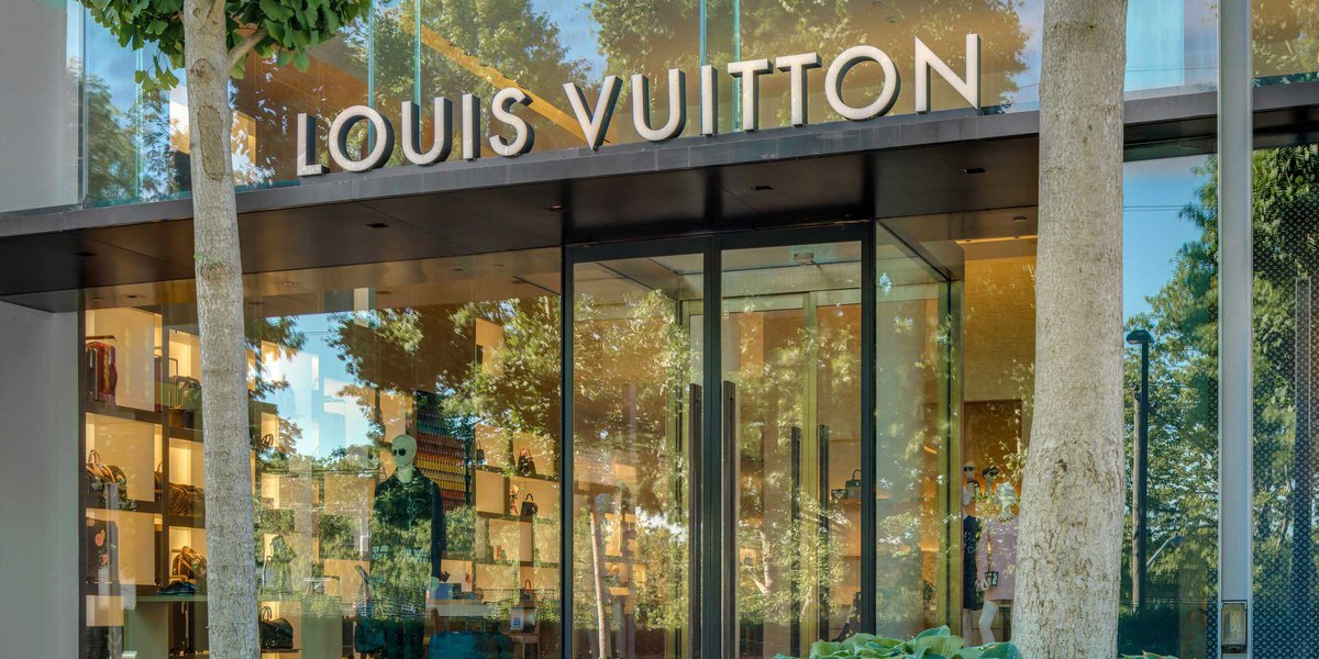 Louis Vuitton  Americana Manhasset