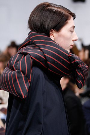 fodbold Site line Nerve Balenciaga Fall 2016 - Runway Review | Americana Manhasset