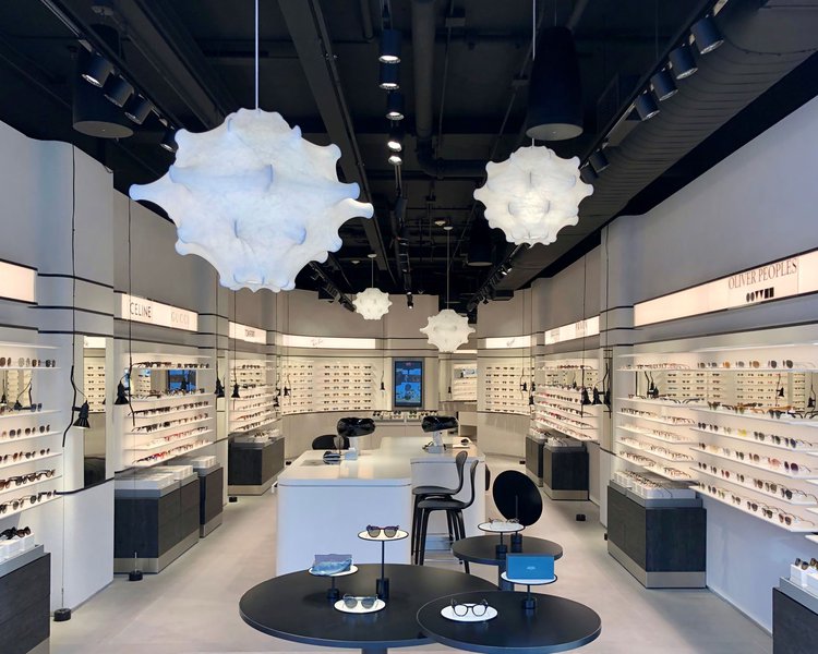 Chanel's Aspen Pop-Up Shop, 'Marvelous Mrs. Maisel' Takes Over