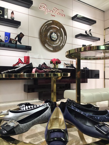 Hirshleifers Shoe Salon Grand Reopening | Americana Manhasset