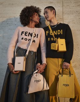 Valentine_720x960_0009_Fendi_FINALI OK VIOLA 181220_Fendi_0648.jpg.jpg