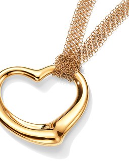 Valentine_720x960_0019_Tiffany_Peretti.jpg.jpg
