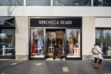 Veronica Beard_Exterior_2025PB22_4002