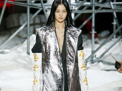 calvinklein_fall2018_mainpage.jpg