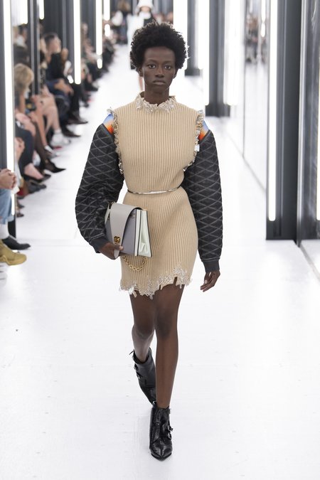 Louis Vuitton Spring 2019 Ready-to-Wear Collection