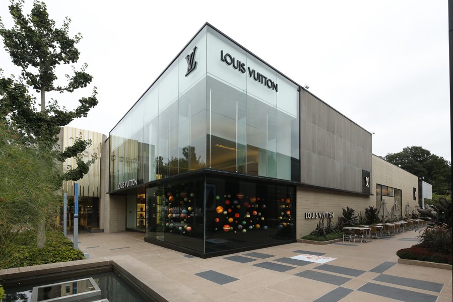 Louis Vuitton Manhasset Store in Manhasset, United States