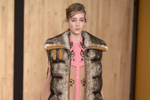 coach-fall-2016-thumb.jpg
