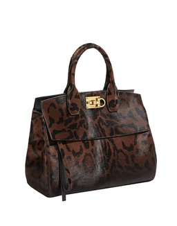 TrendingNow_CheetahChatter_Ferragamo_2018