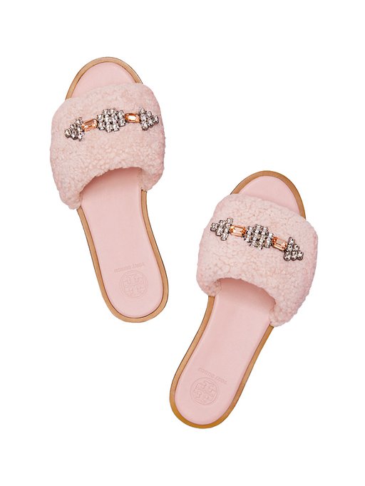 TrendingNow_SummerSlides_ToryBurch_2018