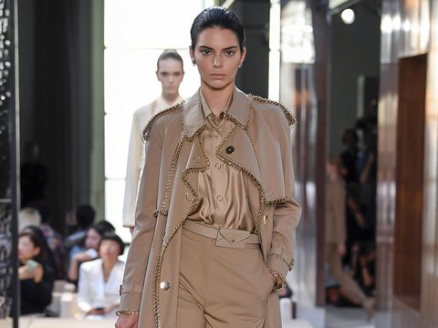 burberry_spring2019_13.jpg